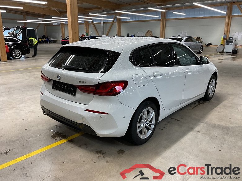 Baureihe 1 Lim. 118 i Sport Line 1.5 103KW AT7 E6dT #2