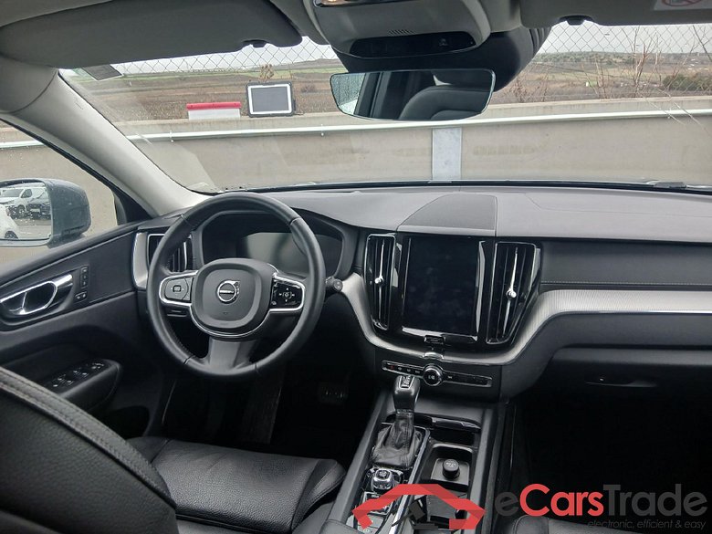 VOLVO XC60 / 2017 / 5P / todoterreno 2.0 D4 AWD Inscription Auto #3
