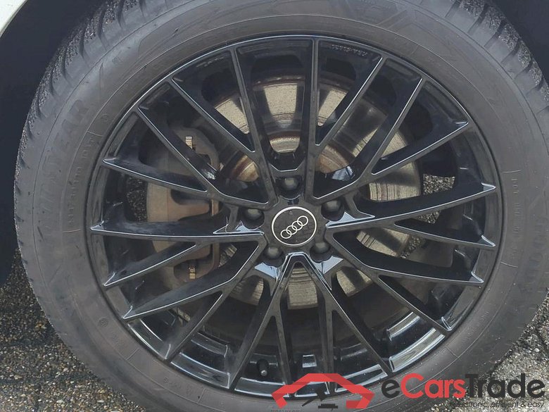 AUDI Q4 e-tron 210 kW #6