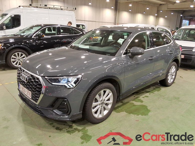 AUDI Q3 Sportback 1.4 45 TFSI E S TRONIC #1