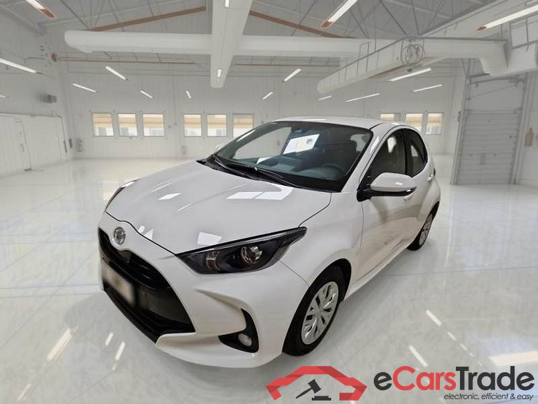 TOYOTA YARIS / 2020 / 5P / BERLINA 1.0 ACTIVE MY22 #1