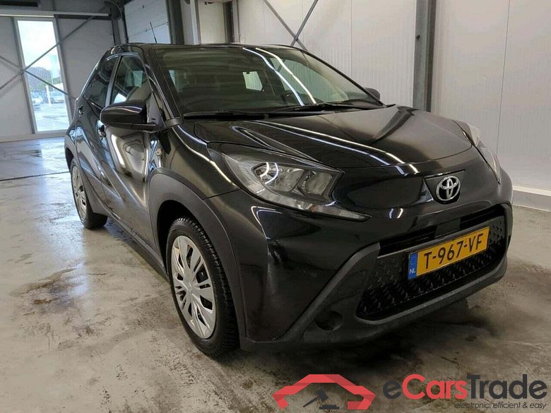 TOYOTA Aygo X 1.0 VVT-i MT Play #5