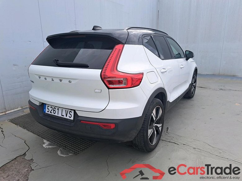VOLVO XC40 / 2017 / 5P / todoterreno 1.5 T4 Twin Recharge R-Design Auto #2