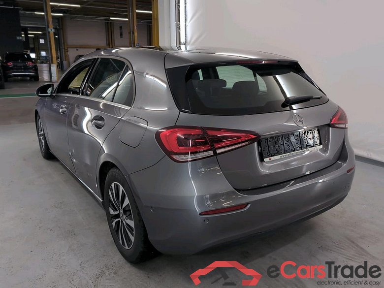 MERCEDES-BENZ CLASSE A (W177) A 180 Business Solution #3