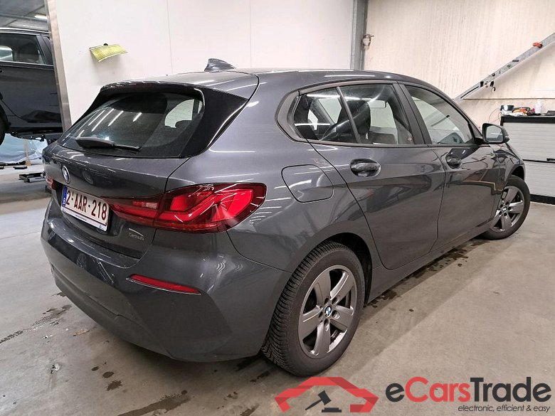 BMW - BMW 1 HATCH 116dA 116PK Advantage Pack Business Live CockPit Plus Nav & PDC Front & Rear #2