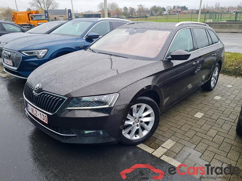 SKODA - SKO SUPERB COMBI CRTDI 120PK Style Pack Premium II & Corporate Plus #1
