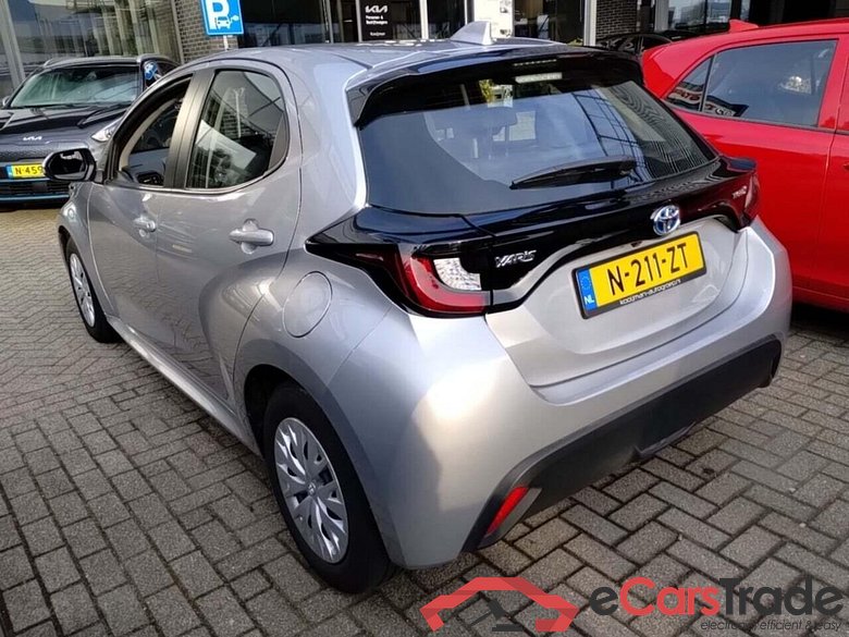 TOYOTA YARIS 1.5 Hybrid Active #3