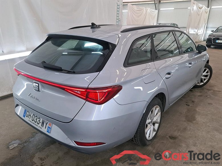 SEAT Leon Sportstourer / 2020 / 5P / Break 1.0 eTSI 110 DSG S&S Style Business #3