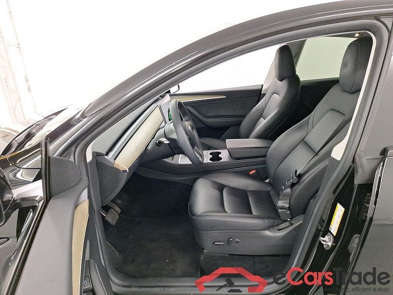 TESLA MODEL Y BEV AUTO RWD #5