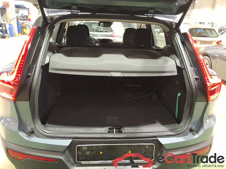 VOLVO XC40 1.5 T4 RECHARGE GEARTR. INSCRIPTION EXPR #3