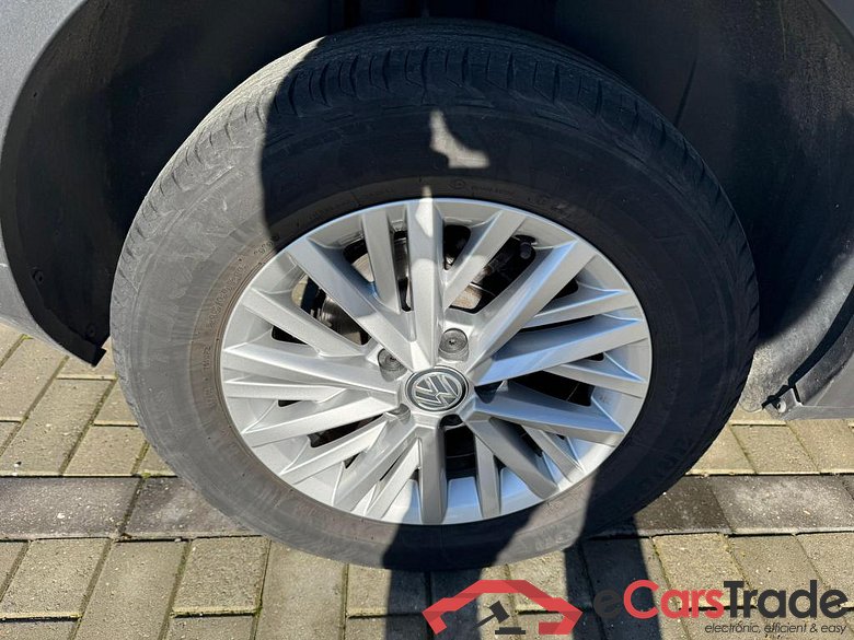 VOLKSWAGEN T-Roc T-Roc Style 1.0 TSI 85 kW (115 ch) 6 vitesses manuel #5