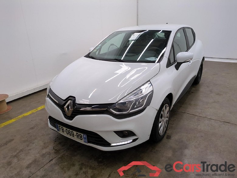 Clio IV Air MediaNav 1.5 dCi 75CV BVM5 E6 #1
