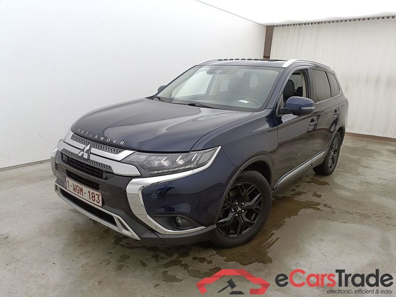 Mitsubishi Outlander 2.0 4WD 7S Instyle CVT 5d