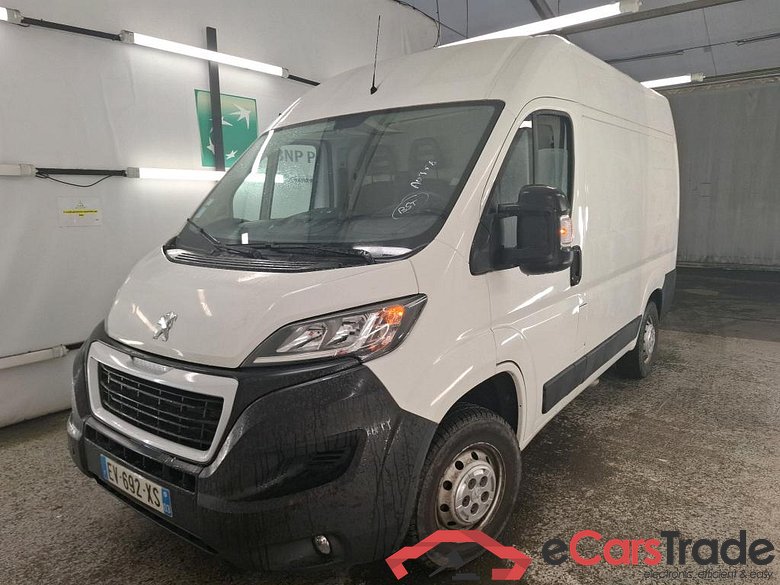 PEUGEOT Boxer VU 4p Fourgon 2.0 BLUEHDI 110 PREMIUM PA 333 L1H2