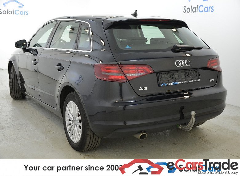 AUDI A3 SB 1.6TDI 105hp Ambiente Navi 1/2Leather Klima PDC #4