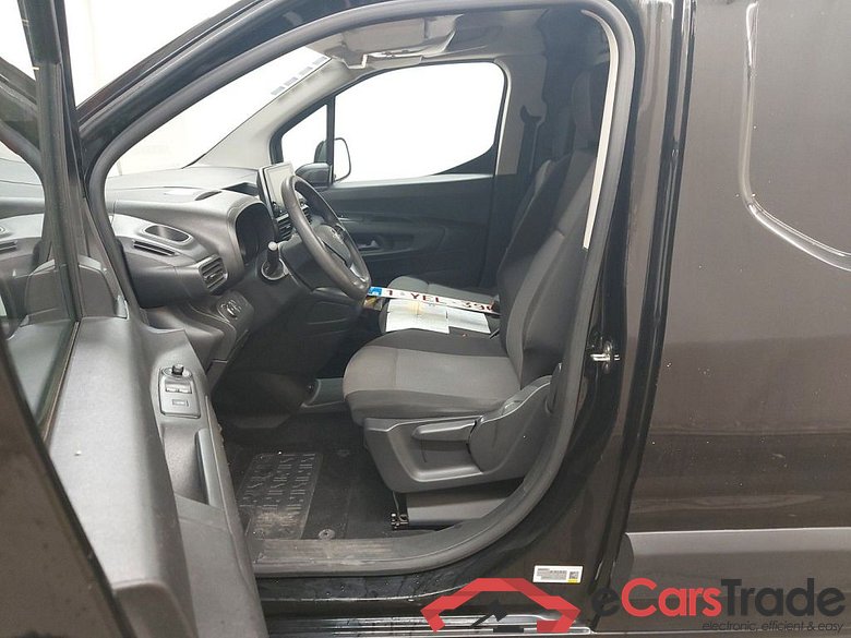 Opel Combo 1.5 Turbo 55kW 2.0T L1H1 Edition 4d #3