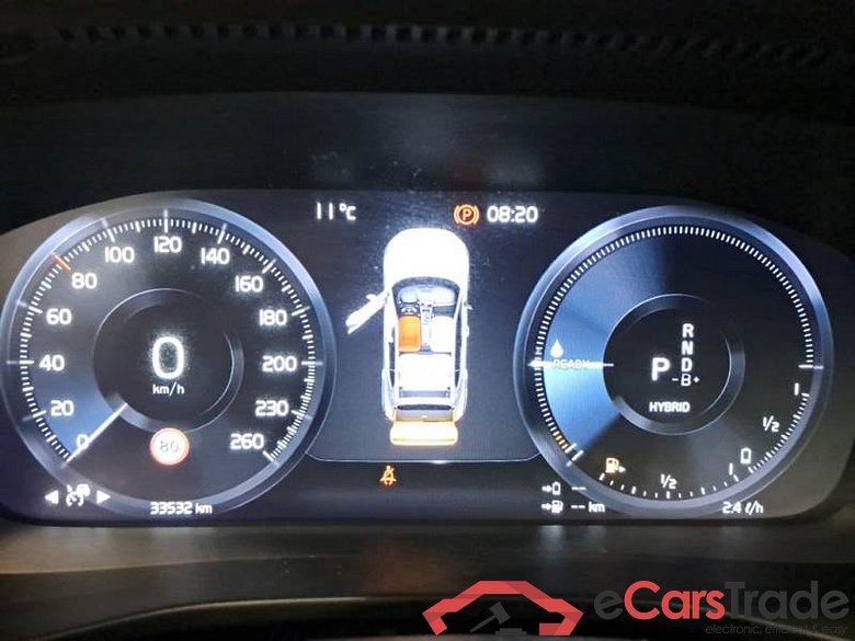 VOLVO XC40 / 2017 / 5P / SUV T5 PLUG-IN HYBRID AUTO RECHARGE INSCR. #4