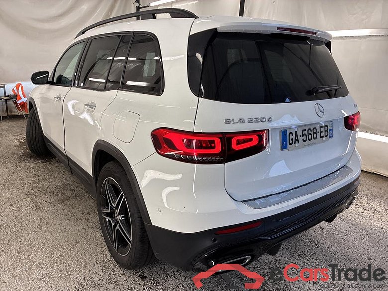 MERCEDES-BENZ GLB / 2019 / 5P / SUV GLB 220 d AMG Line 4Matic #2