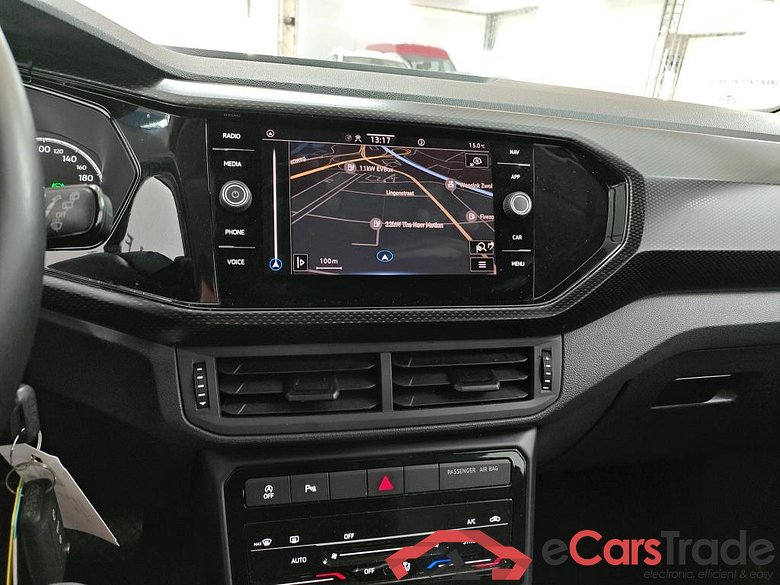 VOLKSWAGEN T-Cross 81 kW #3