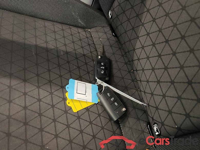 VOLKSWAGEN T-Cross 81 kW #6