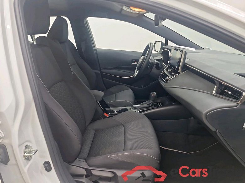 TOYOTA Corolla / 2018 / 5P / Berline Hybride 184h Dynamic Business Stage Acad #6