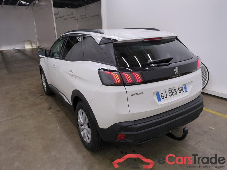 Peugeot 3008 1.2 PureTech Aut. LED I-Cockpit Navi KeylessGo Camera Klima PDC ... #4