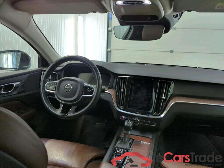 VOLVO V60 2.0 T4 Inscription #3