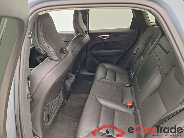 Volvo, XC60 '17, Volvo XC60 D4 120kW Geartronic Momentum 5d #4