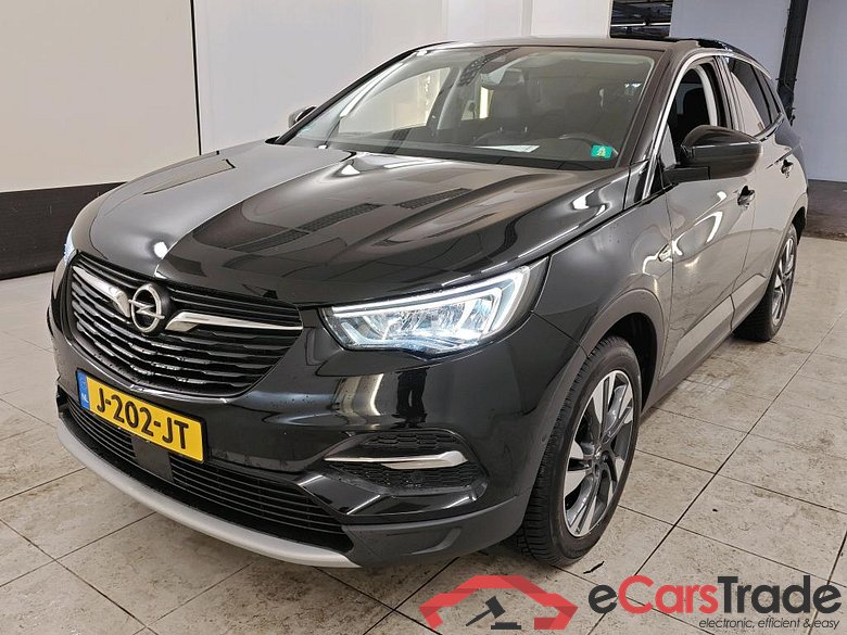 Opel Grandland X 1.2 Turbo S&S 96kW Bus. Executive Auto 5d
