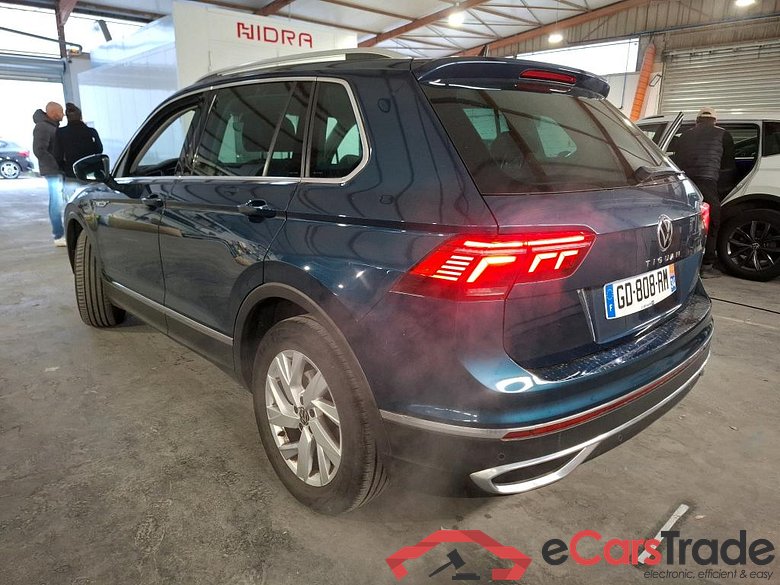VOLKSWAGEN Tiguan / 2020 / 5P / SUV 1.4 eHybrid 245 DSG6 Elegance #4