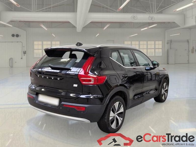 VOLVO XC40 / 2021 / 5P / SUV T5 RECHARGE PLUG-IN AUTO CORE #2