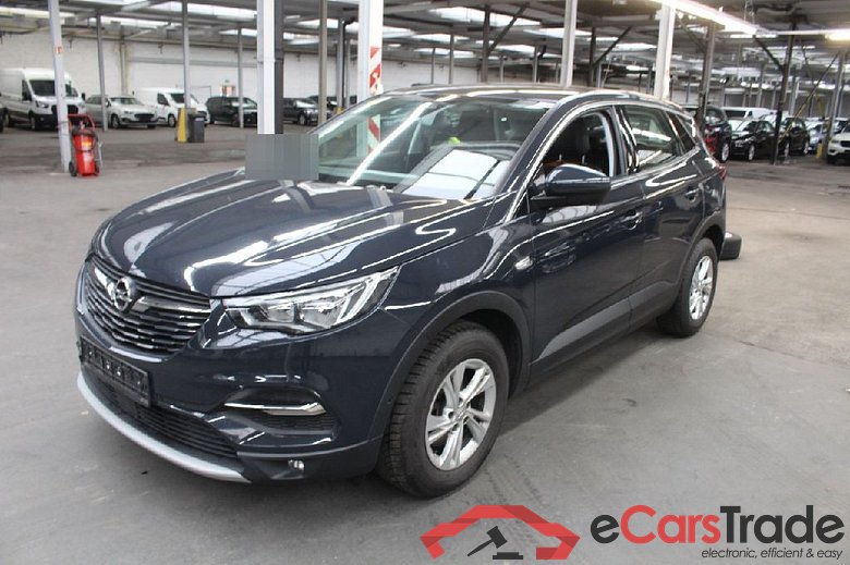 Grandland X INNOVATION 1.5 96KW MT6 E6dT