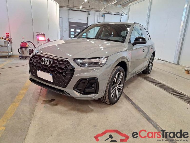 AUDI Q5 / 2020 / 5P / SUV 40 TDI S LINE PLUS QUATTRO S TRONIC
