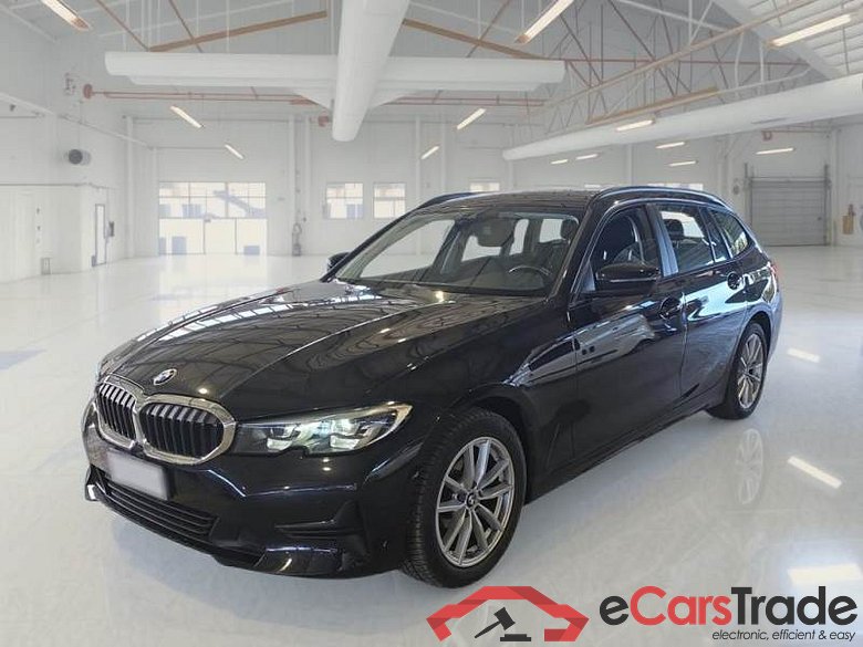 BMW SERIE 3 / 2018 / 5P / STATION WAGON 320D XDRIVE 48V BUS.ADV. TOURING AUT