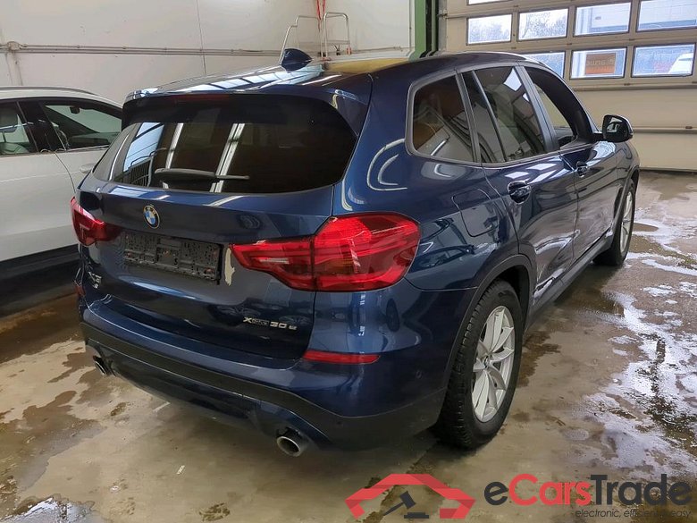 BMW X3 xDrive30e Aut. Advantage 5d 135kW #2