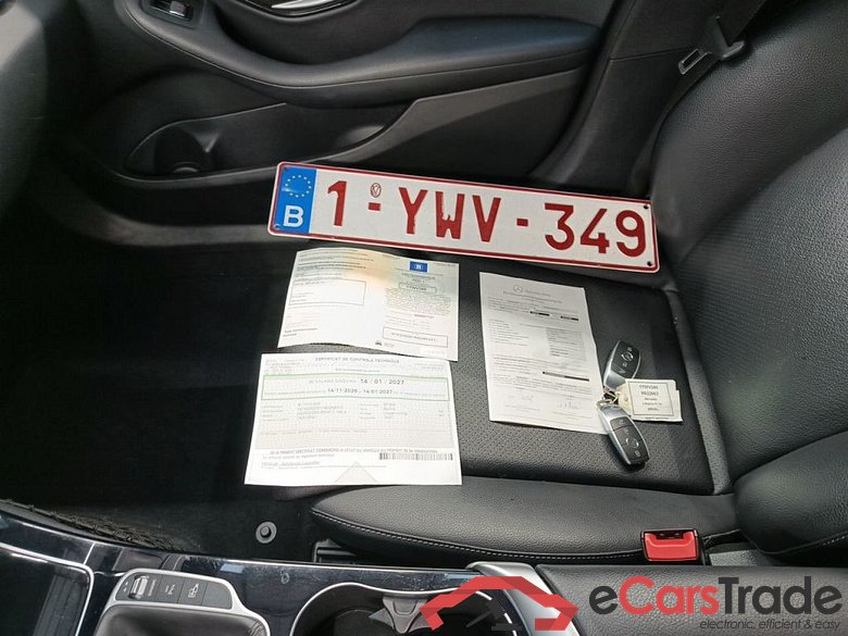 Mercedes-Benz C-Klasse Berline C 180 d Business Solution 4d #4