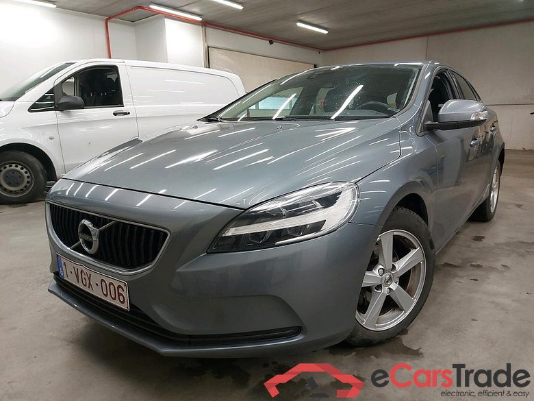 VOLVO - VOL V40 D2 120PK Black Edition