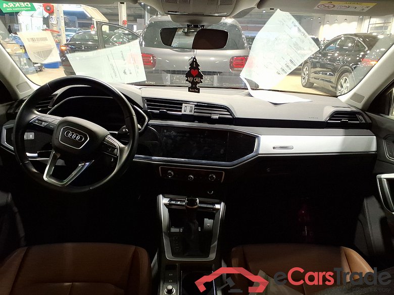 AUDI Q3 Sportback 1.4 45 TFSI E S TRONIC #6