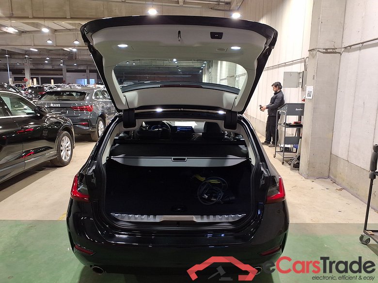 BMW 3 SERIES TOURING 2.0 330E (215KW) TOURING #3