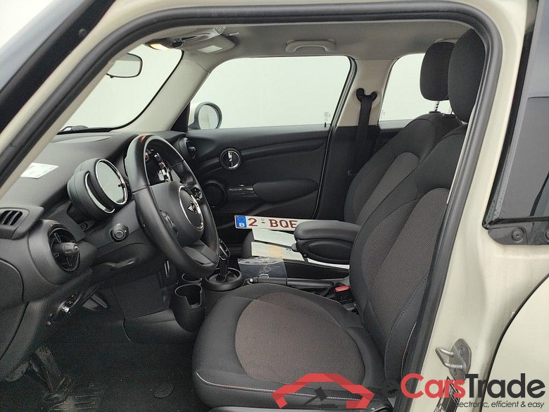 Mini 5 door One Aut. 5d #3