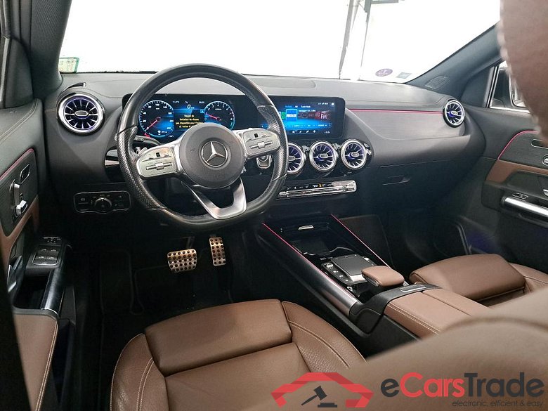 MERCEDES-BENZ GLA / 2020 / 5P / SUV 1.3 GLA 250 e AMG LINE DCT #5