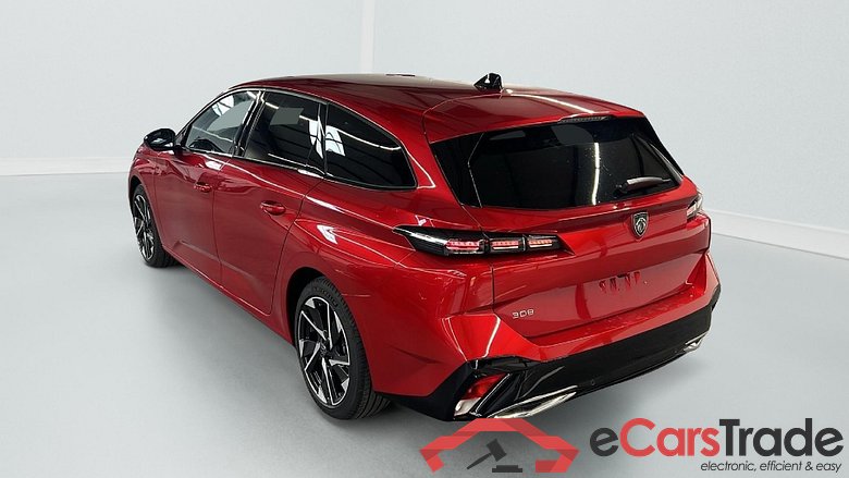 Peugeot 308 SW Hybrid 145 e-DCS6 Allure #5