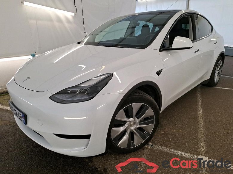 TESLA Model Y / 2021 / 5P / SUV RWD
