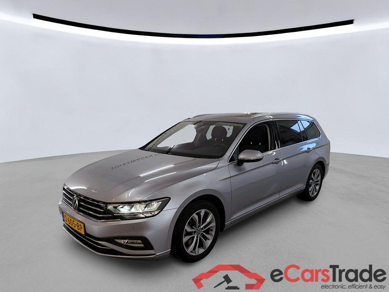 VOLKSWAGEN Passat Variant 110 kW #1