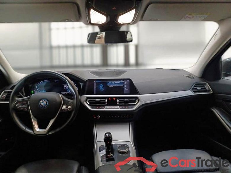 BMW SERIE 3 / 2018 / 5P / STATION WAGON 330E XDRIVE BUSINESS ADVAN. TOURING AUTO #3