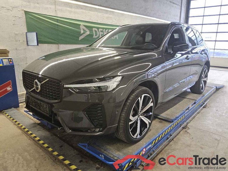 Volvo XC60 (03.2017->) DE - SUV5 B5 (Benzin) AWD EU6d, Ultimate Dark Mild-Hybrid (EURO 6d), (Facelift)