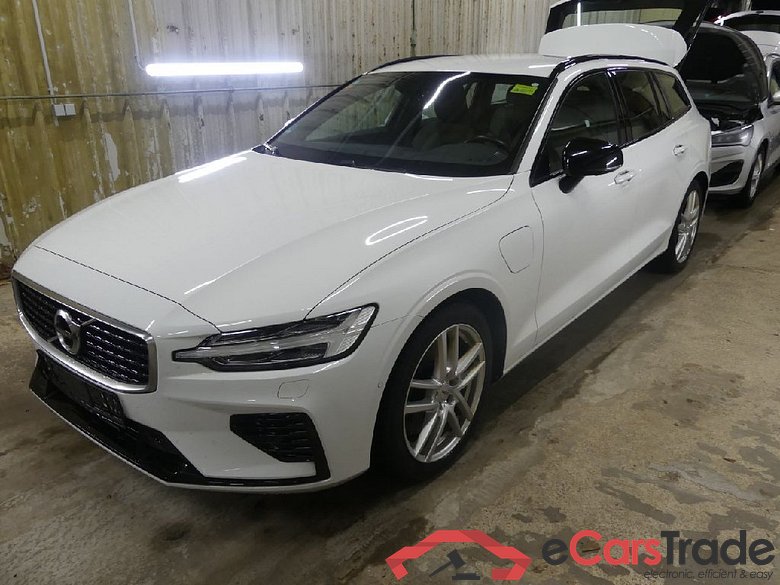 Volvo V60 2.0 T8 Plug-In Hybrid AWD R-Design Aut. LED Virtual Harman/Kardon ACC Navi Sport-Leather KeylessGo Camera 360 Klima PDC ...