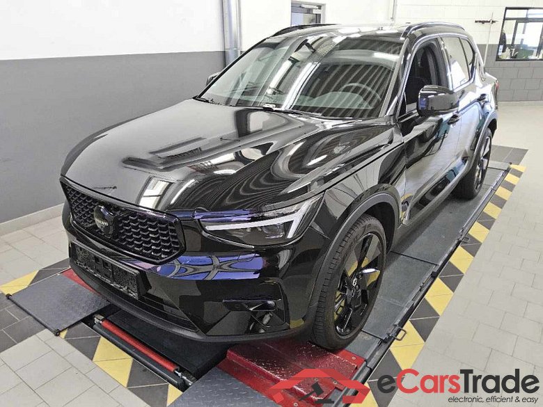 Volvo XC40 (2017->) DE - SUV5 B4 2WD EU6e, Ultra Black Edition (EURO 6e), (Facelift) 2024 - 2026 #1