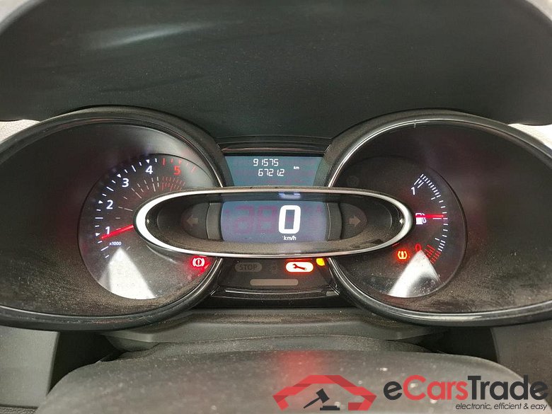Clio IV Air 1.5 dCi 90CV BVM5 E6 #6