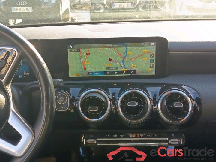 Mercedes A 180d Aut. LED-Xenon Widescreen Navi 1/2 Sport-Leather KeylessGo Camera Klima PDC ... #6